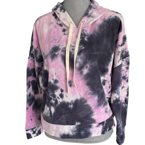ivory ella Tops - NWOT Ivory Ella Tie Dyed Pink Blue Cropped Hooded Sweatshirt SZ L